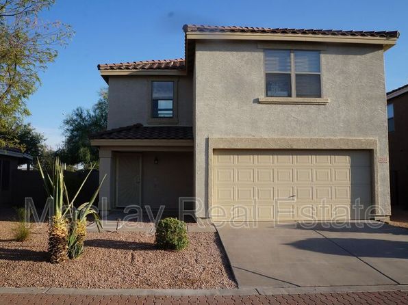 2935 E Cherry Hills Dr