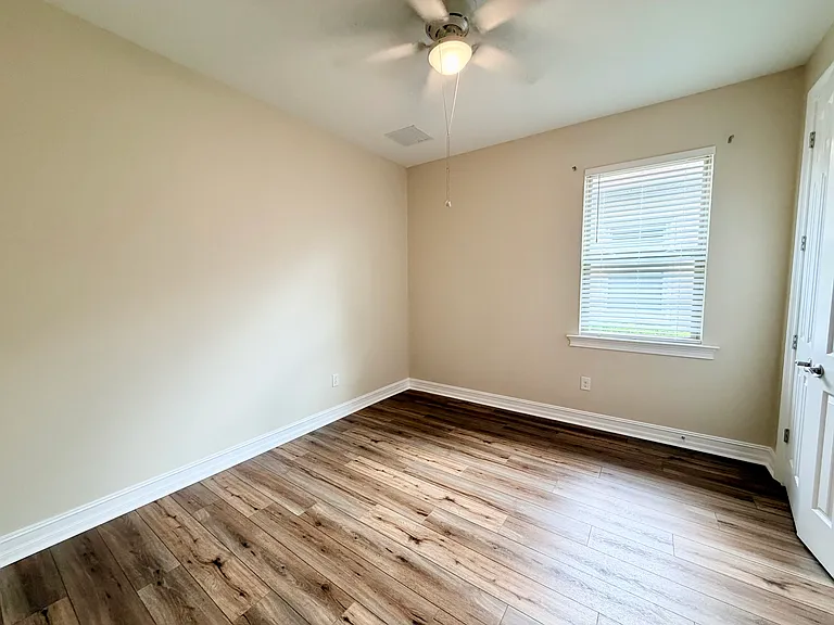 16432 Aberdeen Way — Photo 14