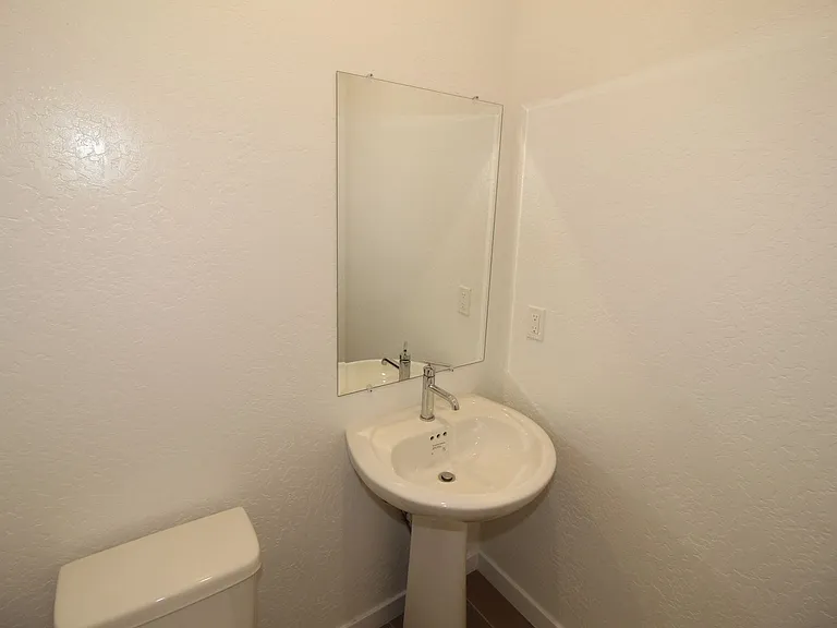 6137 W Ramona Way — Photo 9