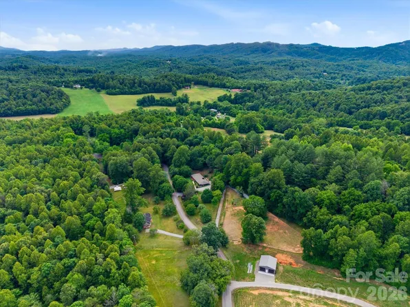 360 Johnson Caldwell Rd, Boomer, NC 28606