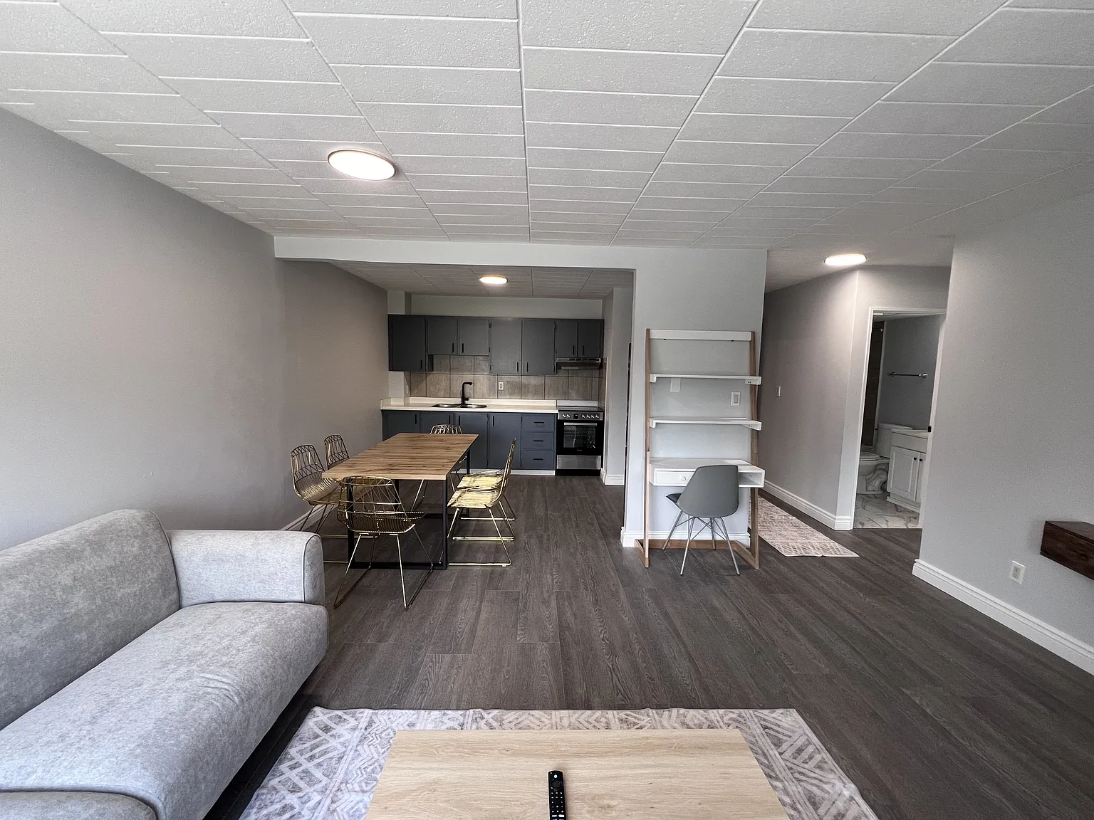 1 bed, $1,356 — Photo 3