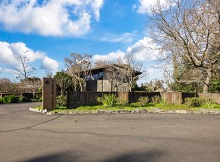 4 Atherton Is, Stockton, CA 95204