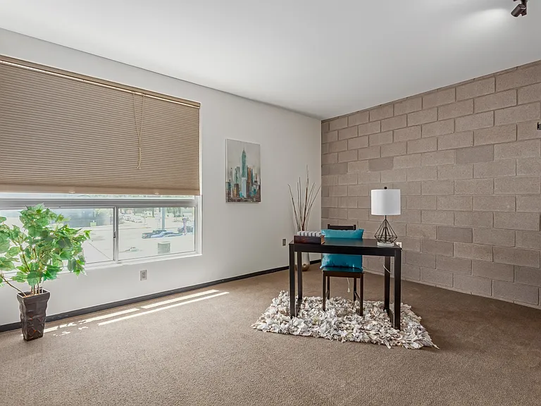727 E Portland St #3 — Photo 17