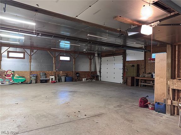 3rd image of 7193 Woodard Rd