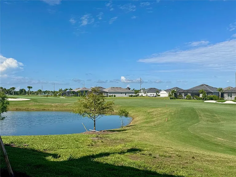18923 Scallop Loop #105 — Photo 15