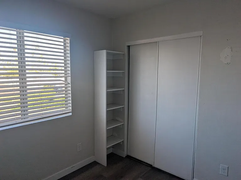 7160 N 53rd Ave — Photo 14