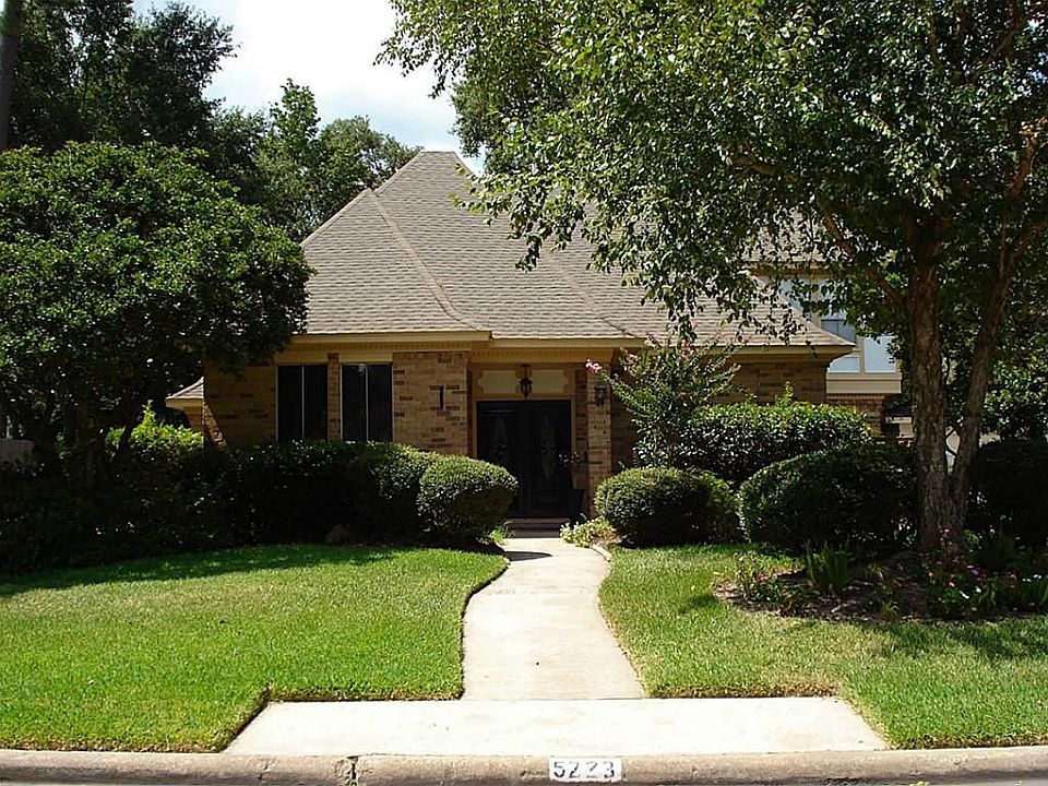 1st image of 5223 Manor Glen Dr