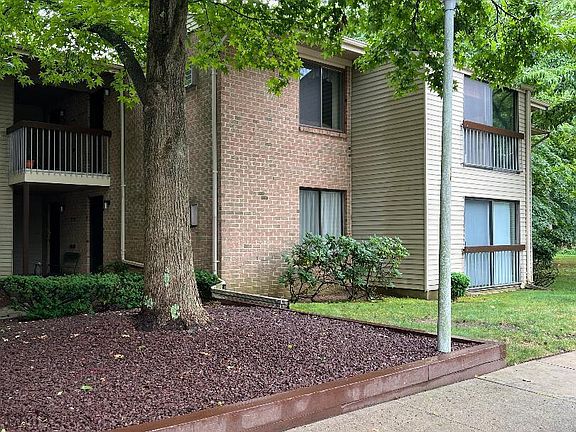 2nd image of 223 Medford Ct Unit K