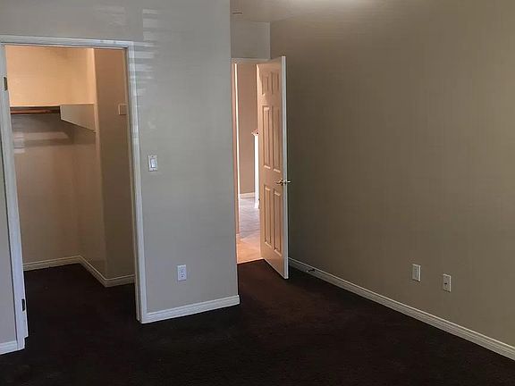4th image of 13525 Bradley Ave