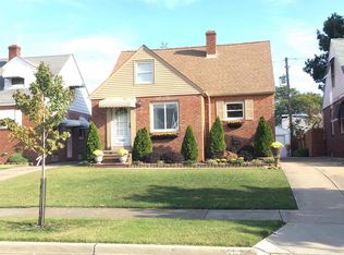 9402 Beech Ave, Brooklyn, OH