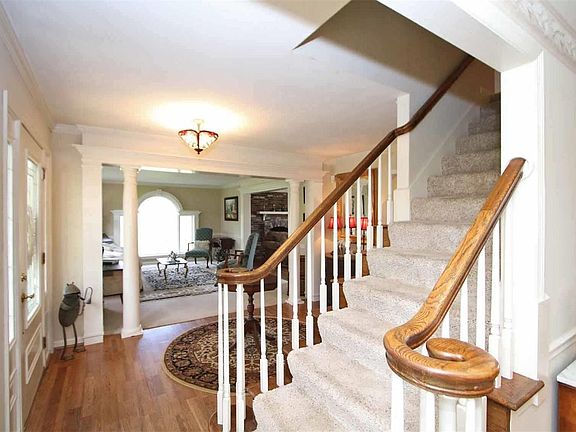 5th image of 2150 W Dell Dr