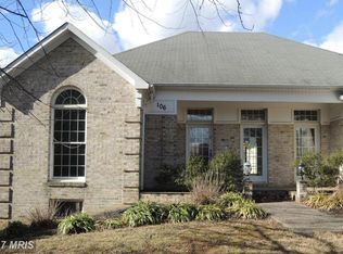 106 Panorama Ct, Charles Town, WV 25414