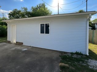 127 Brunswick Dr #B, Greenwood, IN 46143