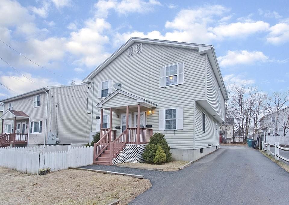 129131 Moxon St Indian Orchard, MA, 01151 Apartments for Rent Zillow