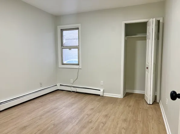 352 Paterson Plank Road image 5 of 8