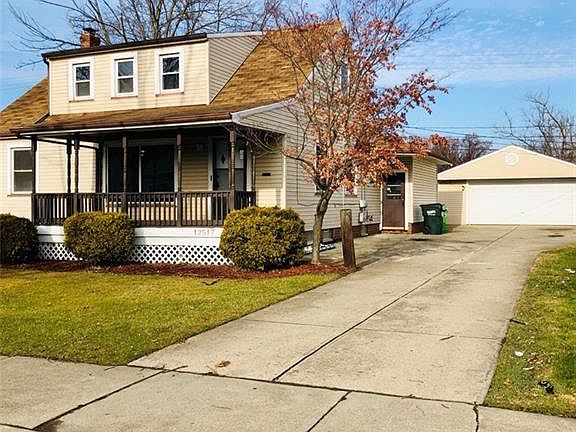 5th image of 12517 Maple Leaf Dr