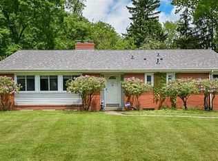 106 Maruth Dr, Pittsburgh, PA 15237
