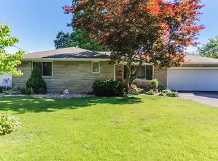 29441 River Shore Est, Elkhart, IN 46516