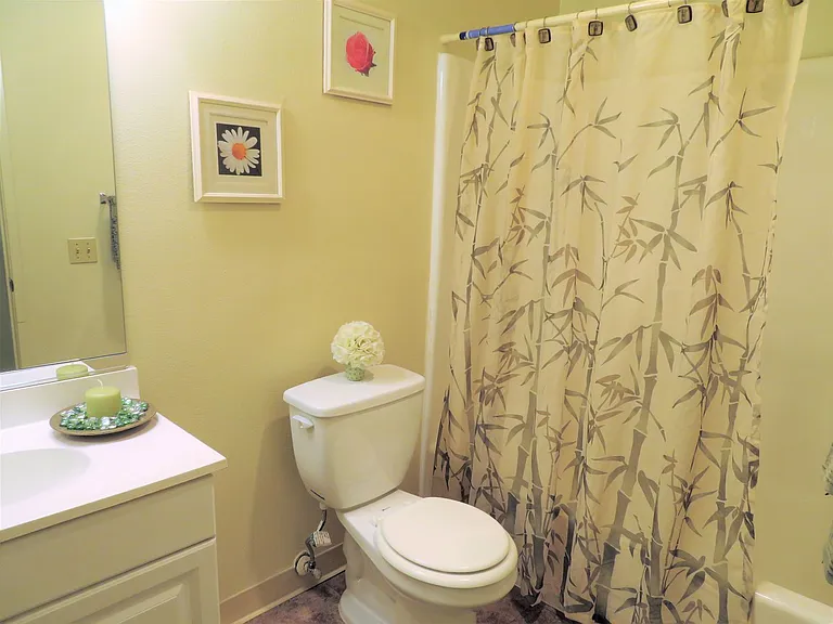 Oak Hills — Photo 12