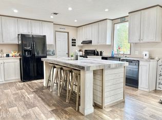 3673 Evans Rd, Vernon, FL 32462