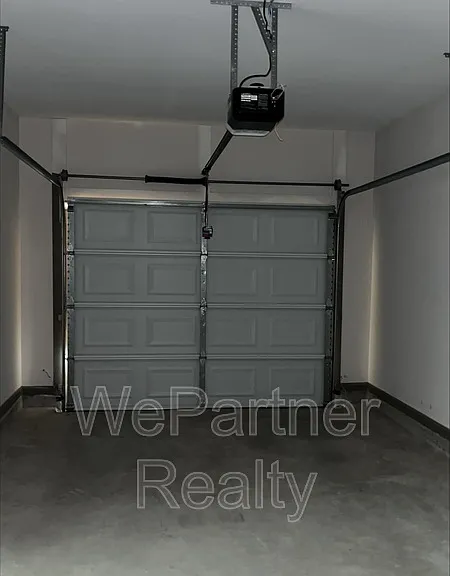 100 Crest Pointe — Photo 20