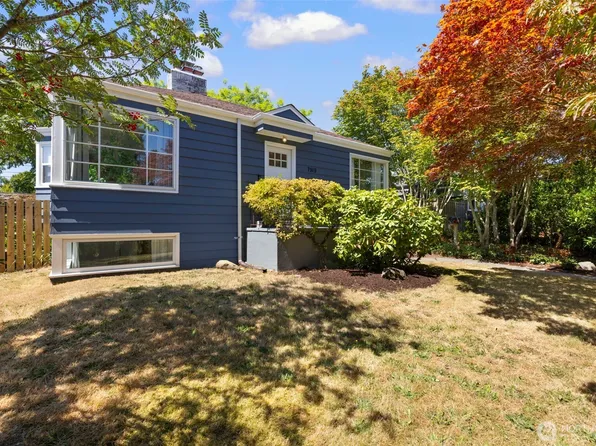 7919 34th Avenue SW, Seattle, WA 98126