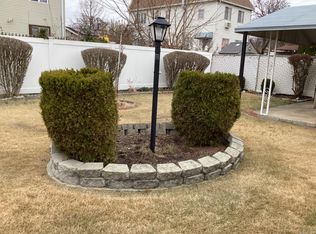 15323 110th Rd, Jamaica, NY 11433