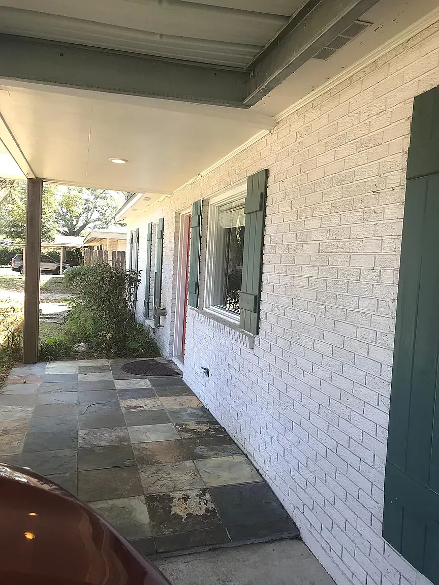 2 bed, 1300 sqft, $1,650 — Photo 2