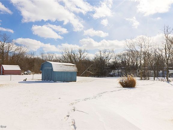4th image of 3803 S Hogan Dr