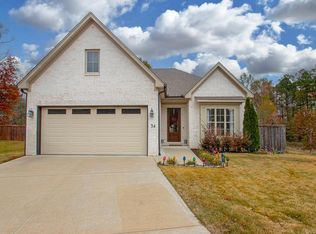 34 Piper Ln, Little Rock, AR 72223