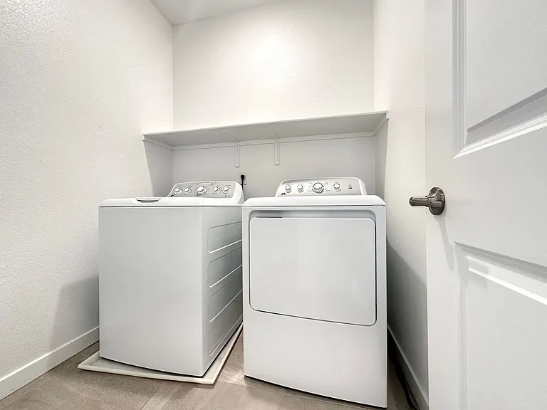 513 Monarch Ridge Ct — Photo 24