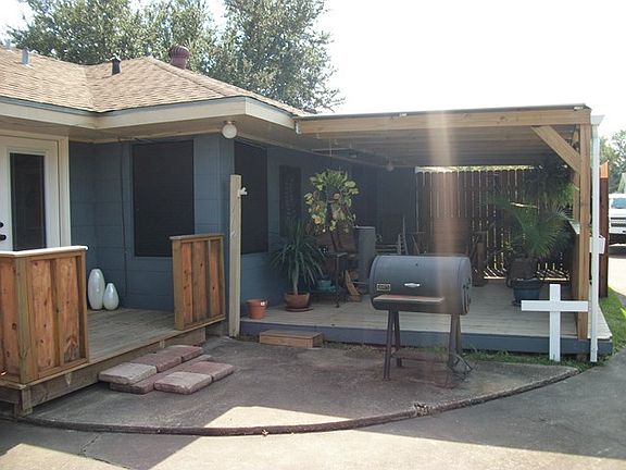 5th image of 112 33rd St
