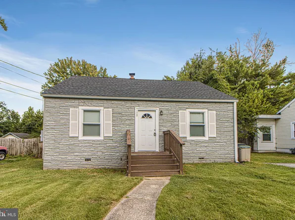 129 N Huron Dr, Oxon Hill, MD 20745