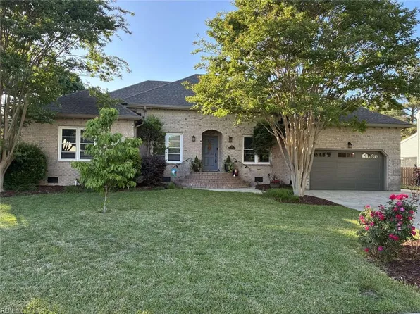 416 Brougham Ct, Chesapeake, VA 23322