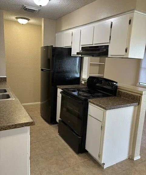 5100 Herrick Ct #C — Photo 4