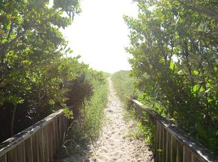 1760 Bay Dr, Pompano Beach, FL 33062