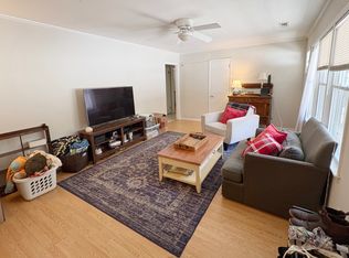 5 Howell St APT 4, Chapel Hill, NC 27514
