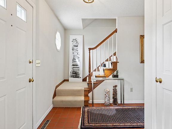 4th image of 3620 Ashbury Rd