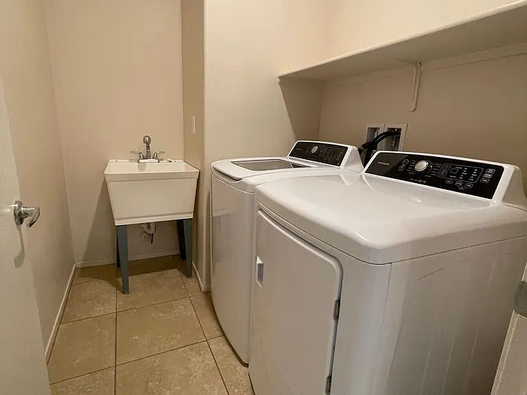 2124 Del Aqua Ave — Photo 29