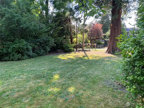0 5th Street NE, Suquamish, WA 98392