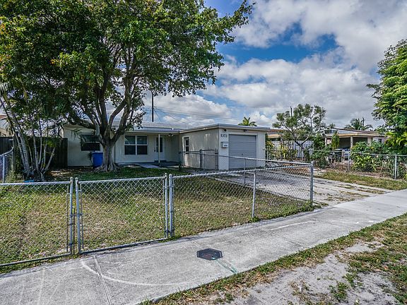 4th image of 5373 NE 4th Ave