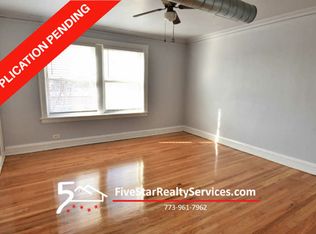 3436 W Irving Park Rd #15, Chicago, IL 60618