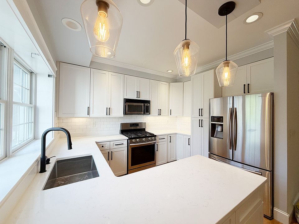 Kitchen (opens into dining area)