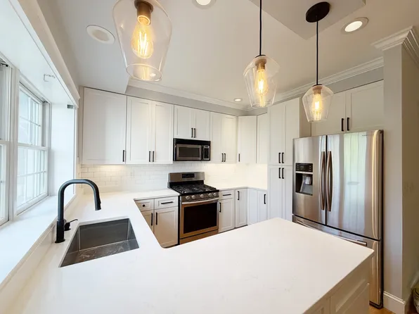 38 Lourdes Ave, Jamaica Plain, MA 02130