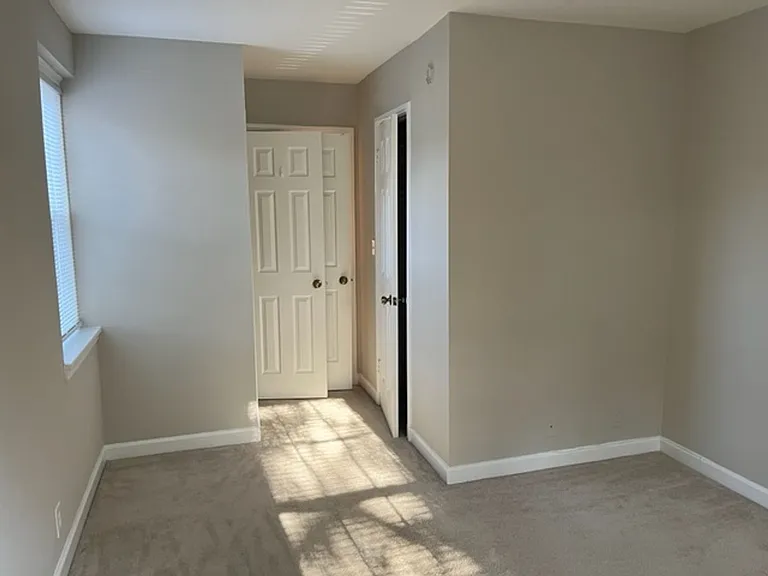 2983 S Columbus St #B1 — Photo 10