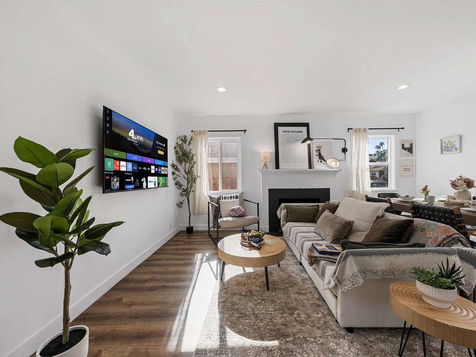 3 bed, 969 sqft, $5,500 — Photo 3