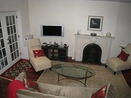 Rented by Douglas Elliman | media 13