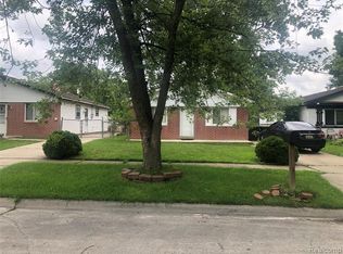 14245 Marvin St, Taylor, MI 48180