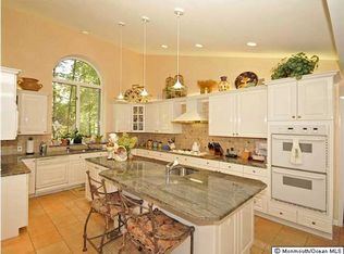 31 Galloping Hill Rd, Holmdel, NJ 07733