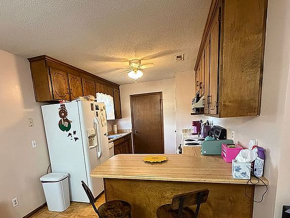 4th image of 111 Woodbridge Rd